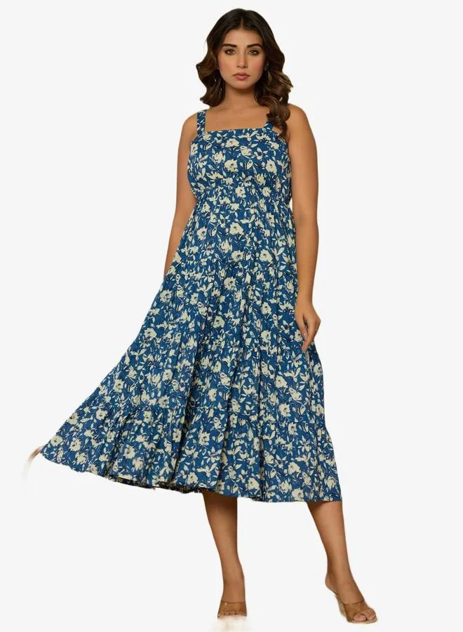 ملائم فستان ميدي قطني مطبوع باللون الأزرق